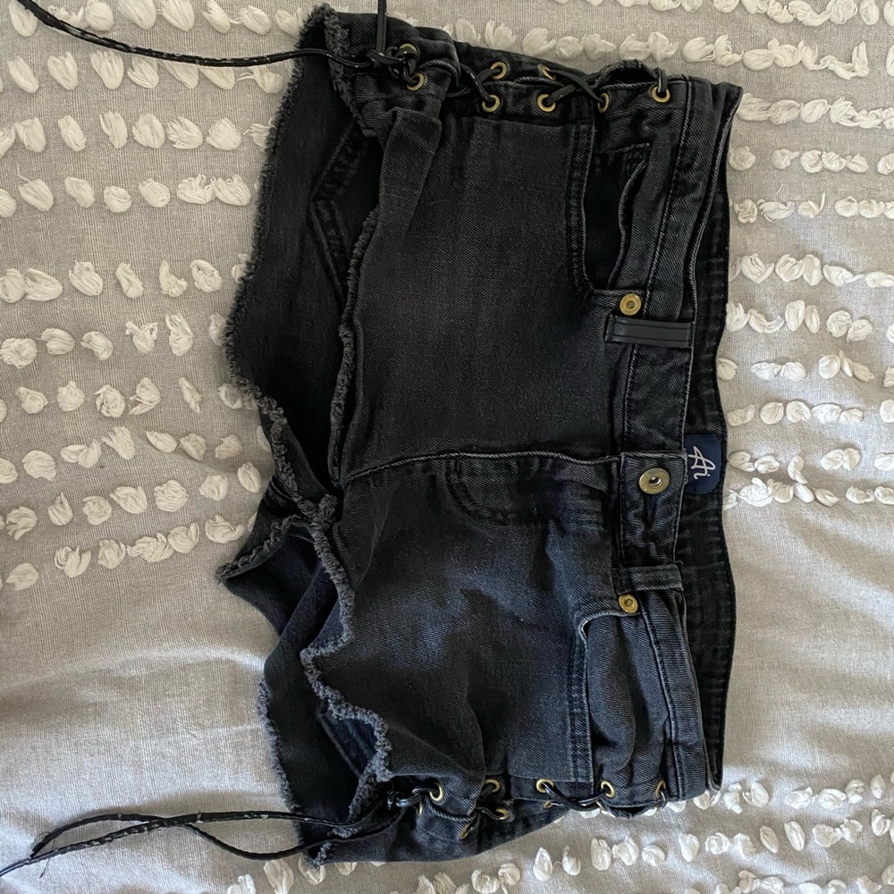 Shorts with  ties